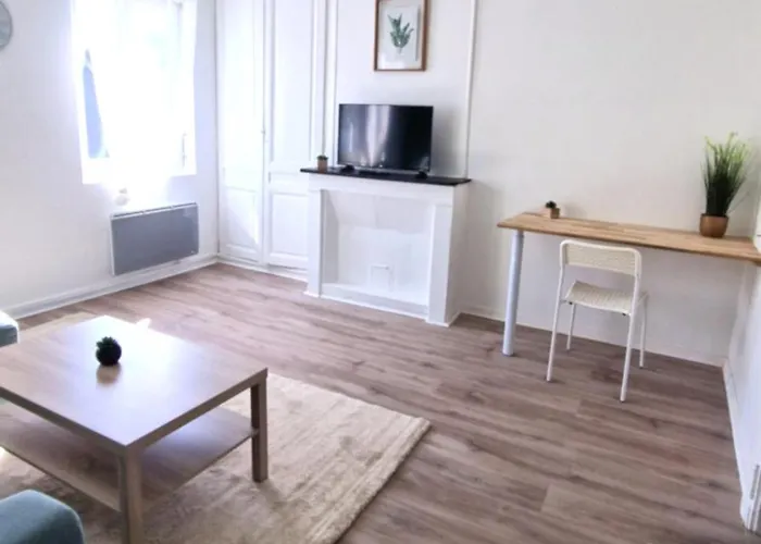 Le Saint Marc Apartment *